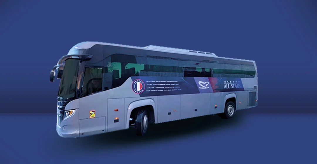 ELEVEN-ALLSTARS-bus-fond-bleu
