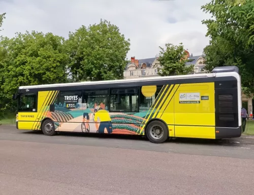 Covering bus – Tour de France